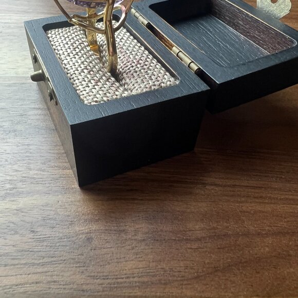 Vintage 14K gold ring with huge pear cut amethyst and accent diamond size 8 - Picture 6 of 8